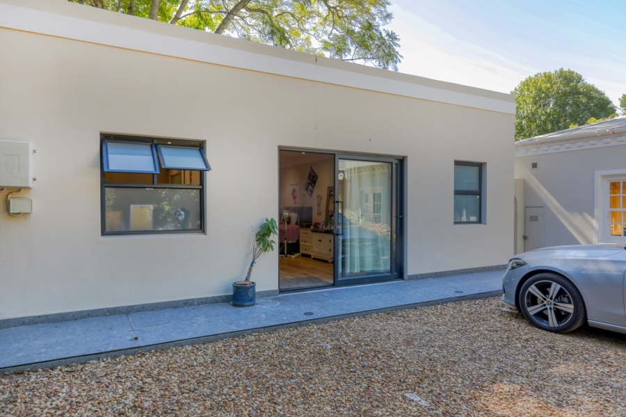 4 Bedroom Property for Sale in Constantia Western Cape
